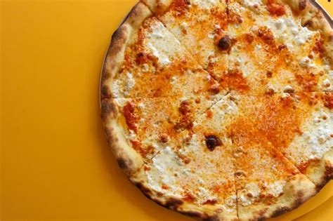 unique pizza toppings      nyc