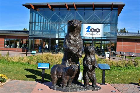 Assiniboine Park Zoo Entrance In Winnipeg Canada Encircle Photos