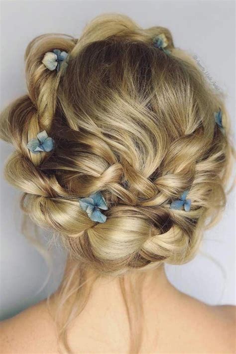 The medium length hair is neither too short nor too long, perfect for a comfortable and easy to maintain makeovers. Prom hair styles are semi-formal to formal hairstyles that ...
