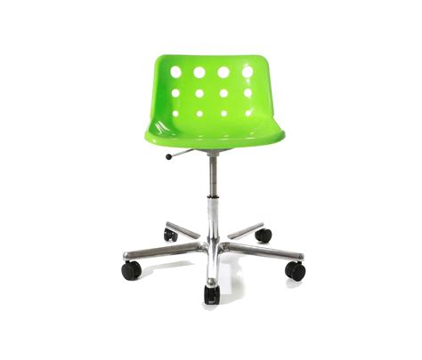 This ultra contemporary robin day 4 leg red plastic polo chair is british designed and made by the late robin day. POLO 5-STAR - Task chairs from Loft | Architonic