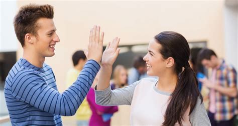 5 Simple Ways to Greet Students and Create More Engaged Learners