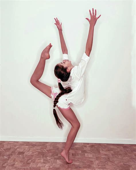 Dana Taranova Dancer