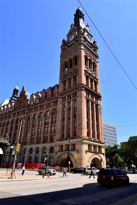 Milwaukee City Hall Vertical View Editorial Photo Image Of Attraction