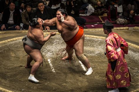 Sumo Wrestling In Japan When Where How To See It Wanderluxe