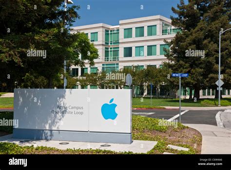 Apple Logo Outside Apple Incorporateds Corporate Headquarters At 1 6