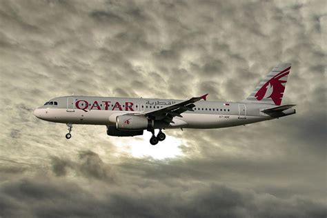 Qatar Airways Airbus A320 232 Photograph By Smart Aviation
