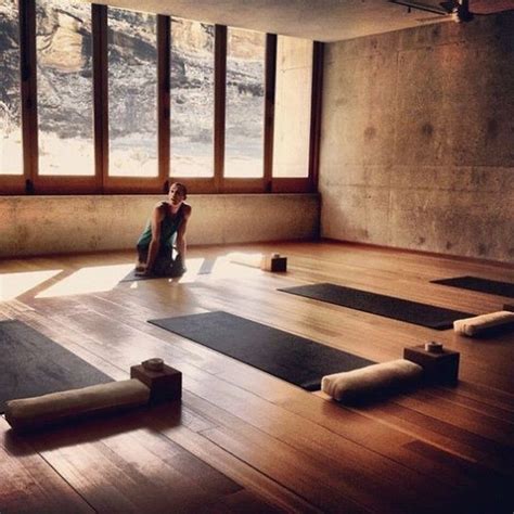37 Fancy Yoga Studio Design Ideas That Will Make You Relax | Yoga