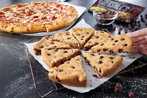 Pizza Huts Ultimate Hersheys Chocolate Chip Cookie Is Basically