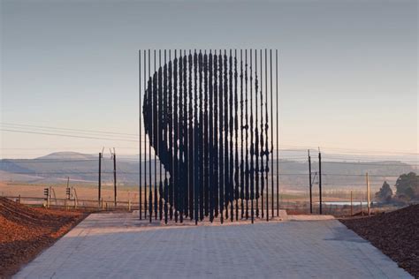 Lhommage Parisien à Mandela Cet été La Croix