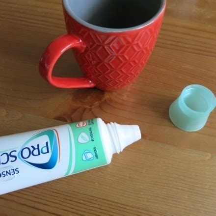 Zur teuren reinigung oder gar auf den sperrmüll muss der. Kaffeefleck auf weißem Marmor | Frag Mutti-Forum