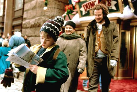 Friday night funkin for steam. 11 Festive Movies That Will Instantly Put You In the ...