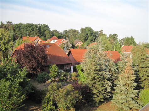 Wohnung mit großen fenstern und separaten, überdachten eingang ab sofort zu vermieten. Klaus Winter Immobilien - Repräsentatives Landhaus, nur ca ...
