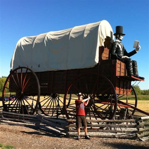 Giant Covered Wagon With Giant President Lincoln Lincoln Il