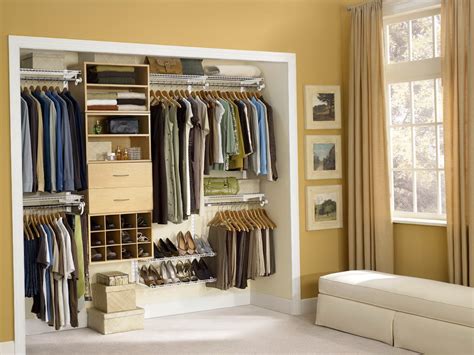 Just think about how your life would be without a closet. Reach In Closet Layout Ideas | Home Design Ideas