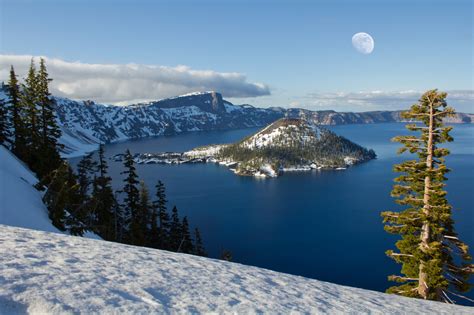 Crater Lake National Park Winter Season Guide By Month Wild