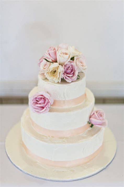 Get recipes for a beautiful, moist, and delicious this is a great white wedding cake for those of you who like it plain. Port Douglas Wedding by Matthew Evans Photography | Cake ...