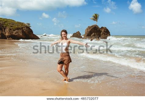 Woman Tambaba Beach Brazil Known Allowing Stock Photo Shutterstock