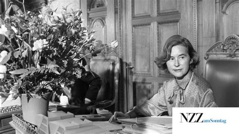 La presidente del plr svizzero petra gössi (plr/sz) ha annunciato che abbandonerà la carica al più tardi a fine anno, ma continuerà a svolgere la sua attività di consigliera nazionale keystone/peter. Elisabeth Kopp als erste Bundesrätin