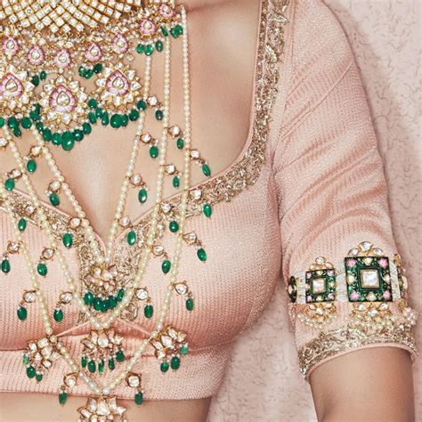 Bridal Jewellery Pieces That You Can Do Without At Your