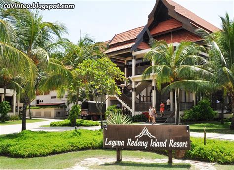 Welcome to laguna redang island resort, your pulau redang home away from home. laguna redang island resort offers guests an array of room amenities including a flat screen tv, air conditioning, and a refrigerator, and getting online is possible, as free internet access is available. Entree Kibbles: Laguna Redang Island Resort Review @ Pulau ...
