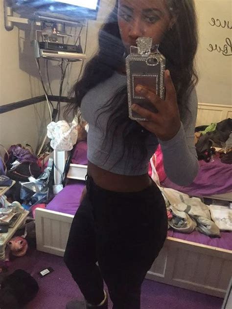 Hot Girls Selfie In Messy Rooms Funnymadworld