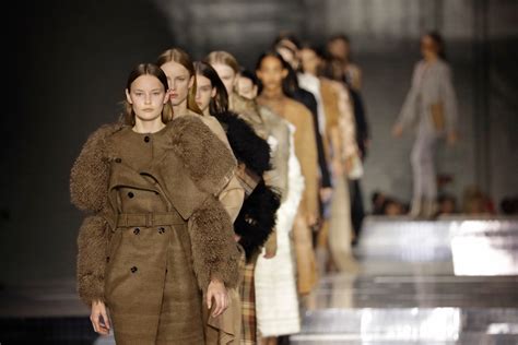The (Fashion) Show Will Go On For Burberry, As They Confirm An Outdoor ...