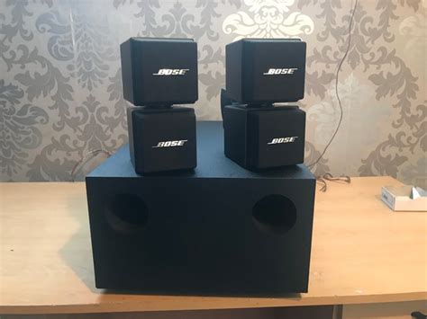 Bose Acoustimass AM 5 Double Swivel Cube Speakers With Wall