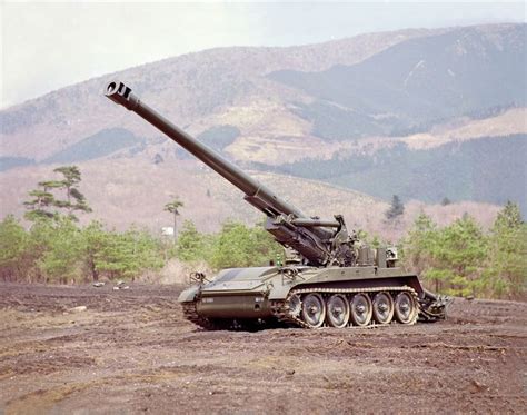 The 8 Inch 203 Mm Self Propelled Howitzer M110 Was The Largest