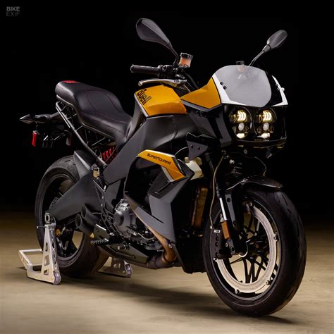 From Road To Track A Look At The Buell Supertouring 1190 Bike Exif