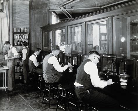 Philadelphia College Of Pharmacy And Science Students In A Laboratory