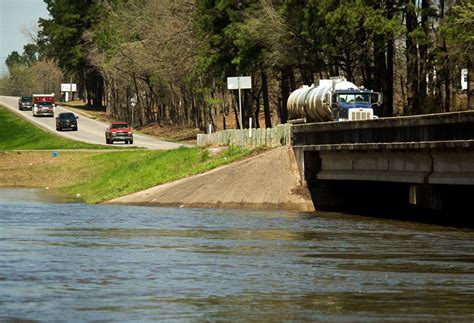 Rising Sabine River Closer To Major Flood Stage In Gladewater Local
