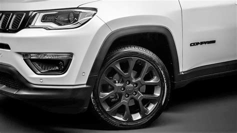 Unlike steel products, aluminum/alloy wheels can be cast and worked in a variety. Jeep Compass S AWD with 19-inch Alloy Wheels Officially ...