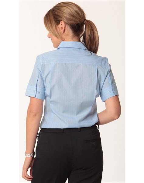 M Women S Pin Stripe Short Sleeve Shirt