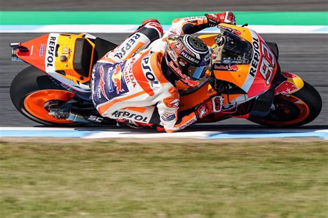 Motogp rider :) official facebook twitter & instagram @marcmarquez93. Marc Marquez Juara Dunia MotoGP 2018 , Dovizioso Crash ...