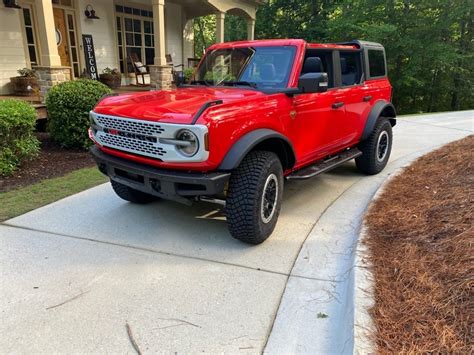 How Bronco Badlands Race Red Looks With A Painted Grille Bronco6g