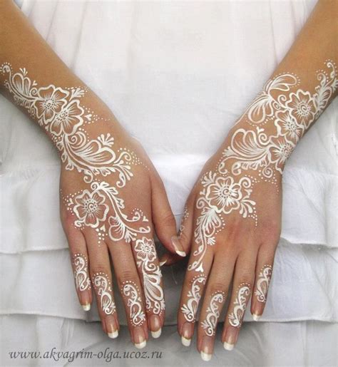 Very Attractive White Henna Designs - Bored Art
