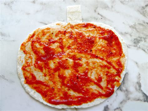 Easy To Make Pumpkin Shaped Pizza This Ole Mom
