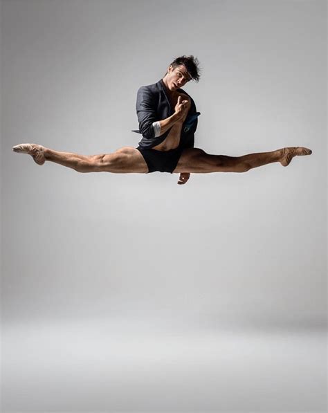 Male Ballet Dancers Male Dancer Rudolf Nureyev Dance Photos Dance