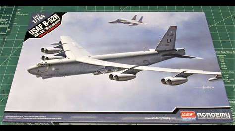 1144 B 52h Stratofortress Bomber Us Air Force Model Kit Review Academy