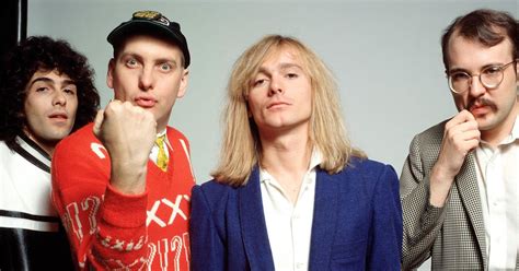 It must have been some visual trick caused by the flickering candlelight. Cheap Trick Songs - Online Guitar Lessons and Guitar Tabs