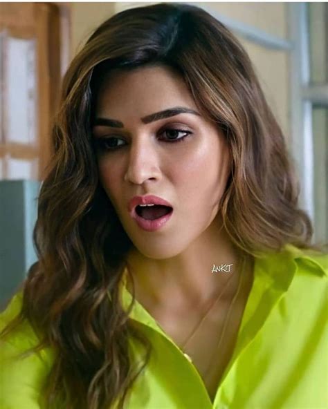 Kriti Sanon On Instagram “ ️ ️ ️ Kritisanon 🌟 Hollywood