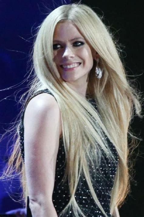 Avril Lavigne At Special Olypmics Beautiful Female Celebrities Girl