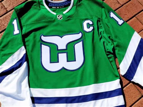 Holy Shit The New Whalers Jersey Is The Sexiest Thing In