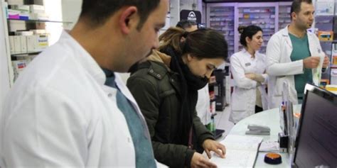 15 nisan perşembe günü adana lokasyonunda size en yakın olan nöbetçi eczaneler listesi sabah.com.tr'de. Adana'da nöbetçi eczane denetimi - Memurlar.Net