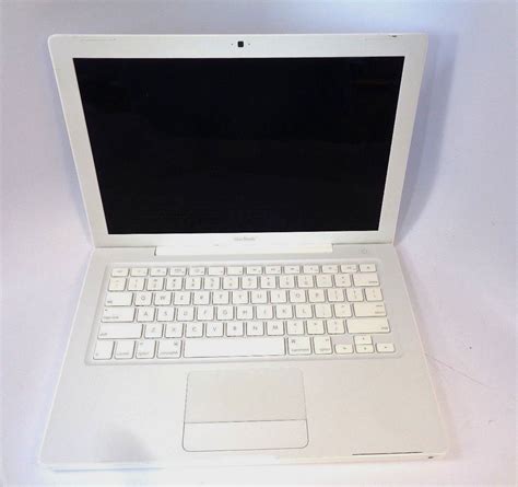 Apple Macbook 133 A1181 C2d 213ghz 4gb Ram 320gb Hd Good Condition