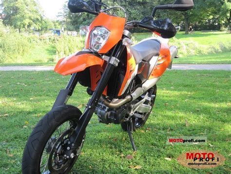 Ktm 690 smc duke 2009 clutch cover carter d'embrayage. KTM 690 SMC 2009 Specs and Photos