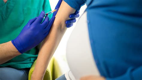 Flu Shot Despite Miscarriage Study Pregnant Women Should Get Vaccine