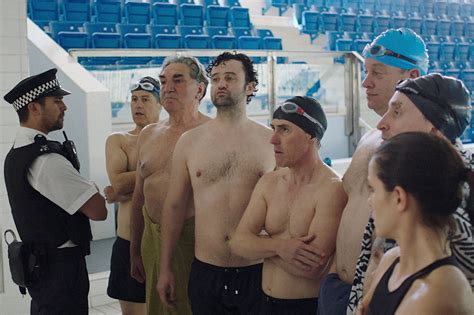 Bild Zu Rob Brydon Swimming With Men Bild Daniel Mays Jim Carter Rob Brydon Rupert Graves