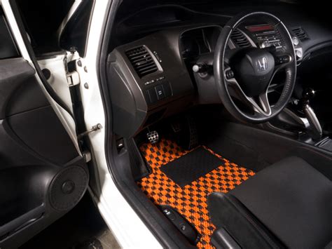 Custom made checkered car floor mats made in the jdm style. JDM Checkered Car Mats