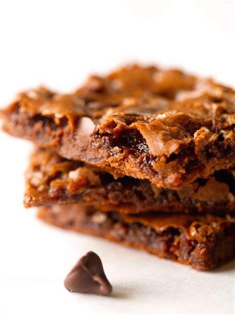 Toffee And Chocolate Chip Brownie Bark